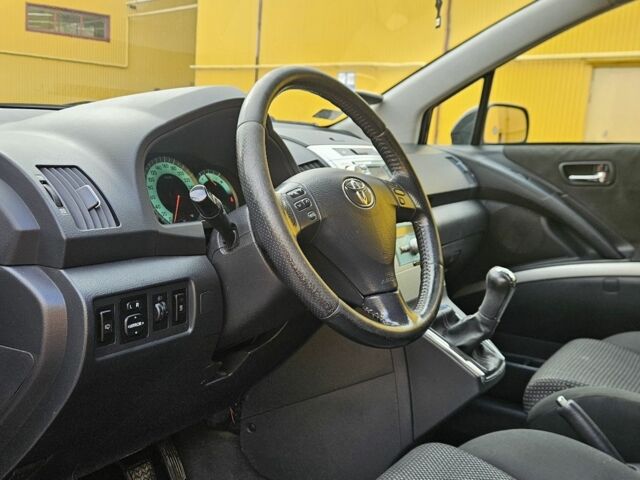 Черный Тойота Королла Версо, объемом двигателя 2 л и пробегом 373 тыс. км за 2957 $, фото 21 на Automoto.ua