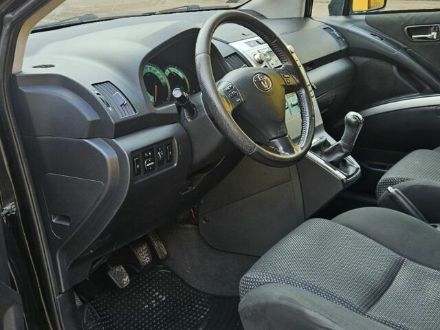 Черный Тойота Королла Версо, объемом двигателя 2 л и пробегом 373 тыс. км за 2957 $, фото 20 на Automoto.ua