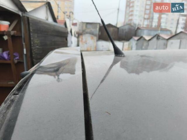 Чорний Тойота Королла Версо, об'ємом двигуна 2.23 л та пробігом 216 тис. км за 4500 $, фото 1 на Automoto.ua