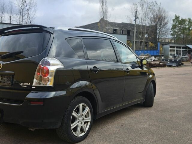 Черный Тойота Королла Версо, объемом двигателя 2 л и пробегом 373 тыс. км за 2957 $, фото 6 на Automoto.ua