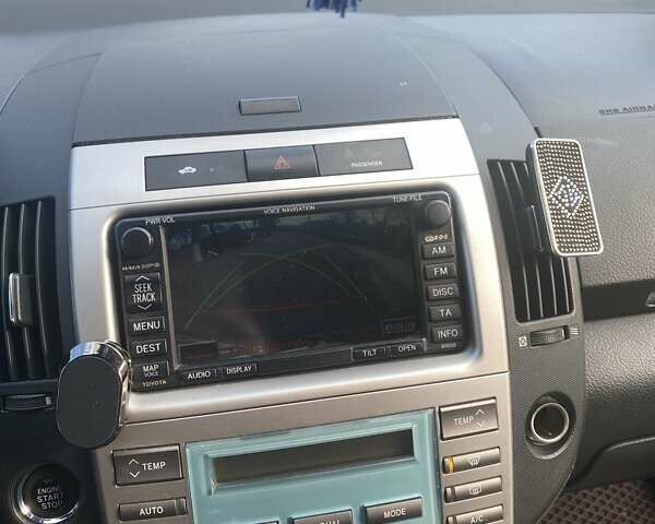 Черный Тойота Королла Версо, объемом двигателя 2.2 л и пробегом 250 тыс. км за 6800 $, фото 10 на Automoto.ua