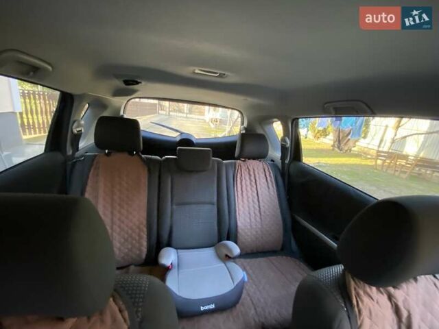 Черный Тойота Королла Версо, объемом двигателя 2.2 л и пробегом 250 тыс. км за 6800 $, фото 1 на Automoto.ua