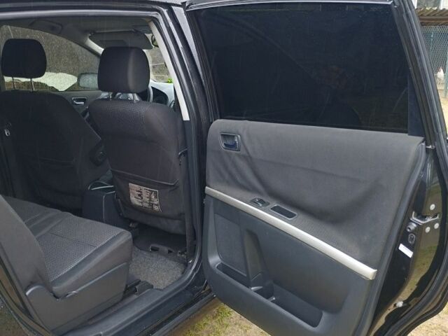 Черный Тойота Королла Версо, объемом двигателя 2.2 л и пробегом 299 тыс. км за 6500 $, фото 13 на Automoto.ua