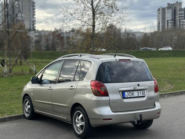 Коричневий Тойота Королла Версо, об'ємом двигуна 2 л та пробігом 293 тис. км за 2000 $, фото 2 на Automoto.ua