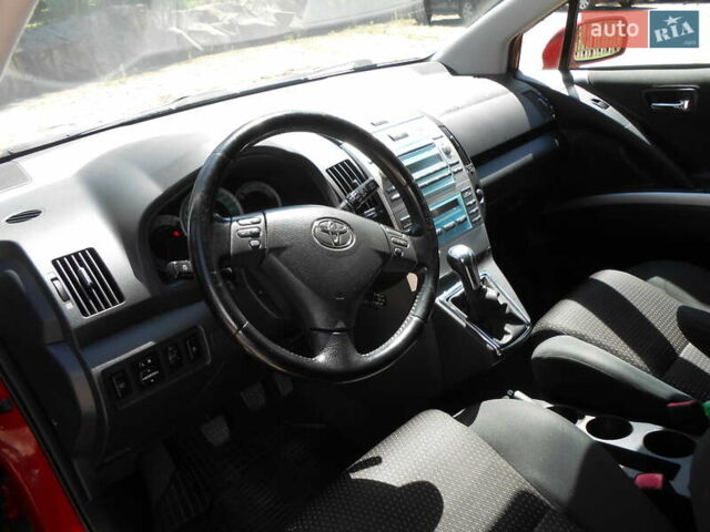 Красный Тойота Королла Версо, объемом двигателя 2.23 л и пробегом 198 тыс. км за 8200 $, фото 9 на Automoto.ua
