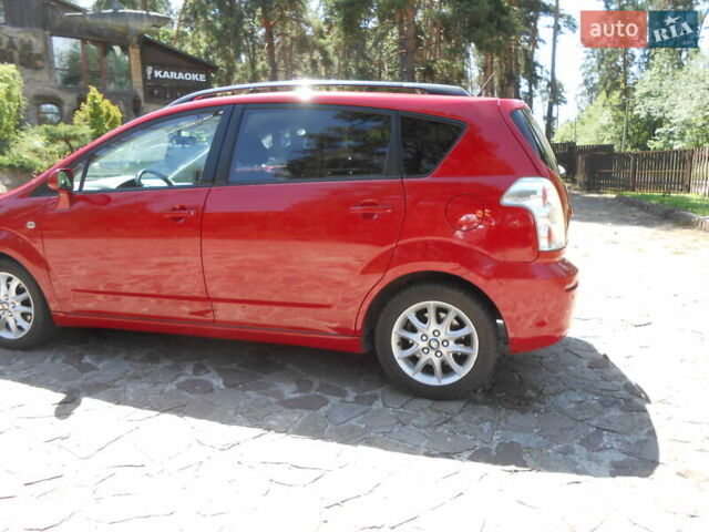 Красный Тойота Королла Версо, объемом двигателя 2.23 л и пробегом 198 тыс. км за 8200 $, фото 3 на Automoto.ua