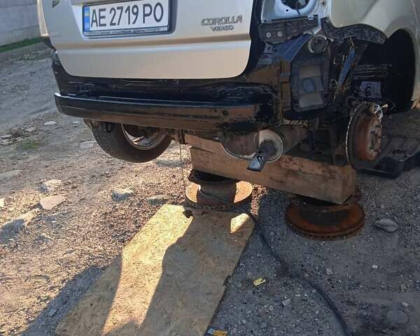 Тойота Королла Версо, объемом двигателя 0 л и пробегом 255 тыс. км за 6200 $, фото 1 на Automoto.ua