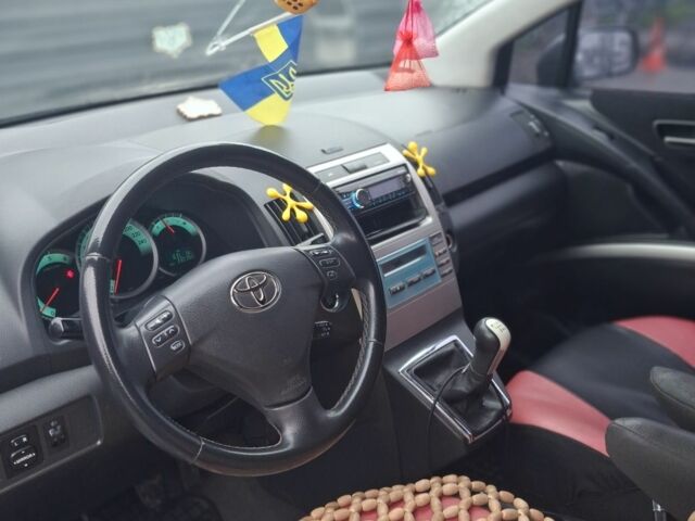 Сірий Тойота Королла Версо, об'ємом двигуна 2.2 л та пробігом 330 тис. км за 6800 $, фото 6 на Automoto.ua