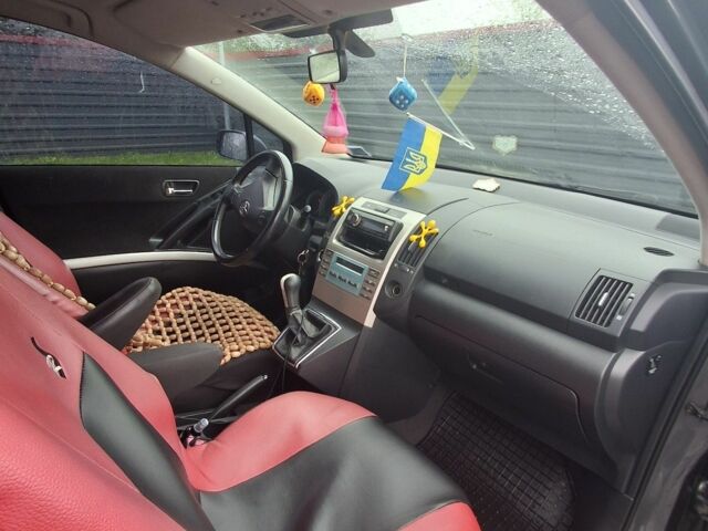 Сірий Тойота Королла Версо, об'ємом двигуна 2.2 л та пробігом 330 тис. км за 6800 $, фото 4 на Automoto.ua