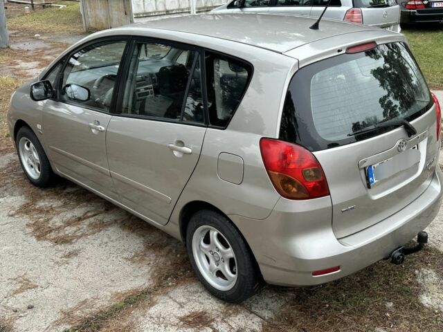 Серый Тойота Королла Версо, объемом двигателя 2 л и пробегом 280 тыс. км за 2800 $, фото 7 на Automoto.ua