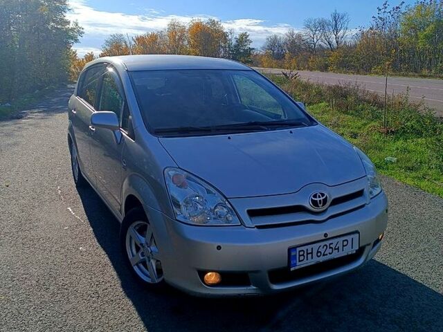 Серый Тойота Королла Версо, объемом двигателя 2 л и пробегом 0 тыс. км за 4950 $, фото 11 на Automoto.ua