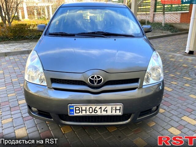 Сірий Тойота Королла Версо, об'ємом двигуна 1.8 л та пробігом 235 тис. км за 5350 $, фото 5 на Automoto.ua