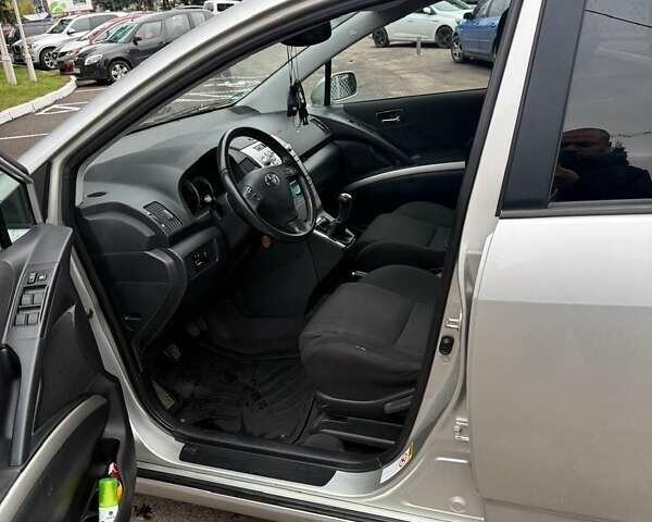Серый Тойота Королла Версо, объемом двигателя 1.6 л и пробегом 217 тыс. км за 5600 $, фото 7 на Automoto.ua