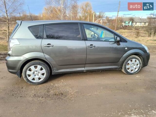 Тойота Королла Версо 2005 в Староконстантинов на Automoto.ua Серый Тойота Королла Версо, объемом двигателя 1.8 л и пробегом 378 тыс. км за 6150 $, фото 7 на Automoto.ua