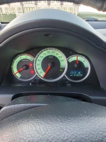 Серый Тойота Королла Версо, объемом двигателя 2 л и пробегом 313 тыс. км за 5700 $, фото 23 на Automoto.ua