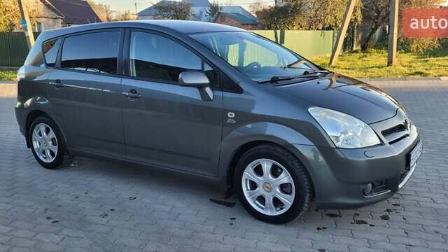 Серый Тойота Королла Версо, объемом двигателя 2 л и пробегом 313 тыс. км за 5700 $, фото 8 на Automoto.ua