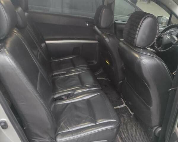 Серый Тойота Королла Версо, объемом двигателя 2 л и пробегом 400 тыс. км за 6300 $, фото 5 на Automoto.ua