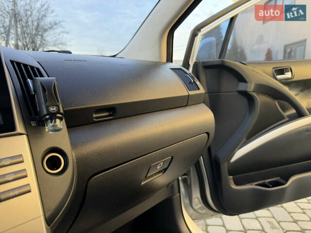 Серый Тойота Королла Версо, объемом двигателя 2.2 л и пробегом 268 тыс. км за 7850 $, фото 43 на Automoto.ua