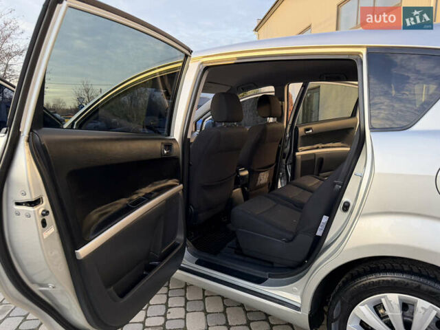 Серый Тойота Королла Версо, объемом двигателя 2.2 л и пробегом 268 тыс. км за 7850 $, фото 22 на Automoto.ua