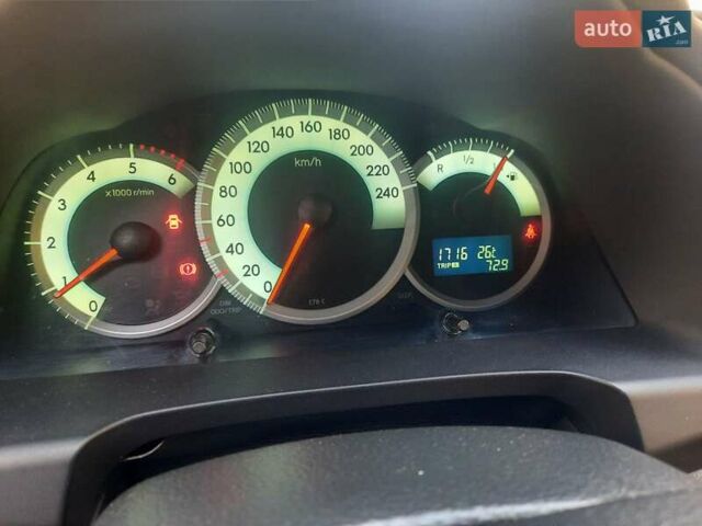 Серый Тойота Королла Версо, объемом двигателя 2.2 л и пробегом 230 тыс. км за 7200 $, фото 10 на Automoto.ua