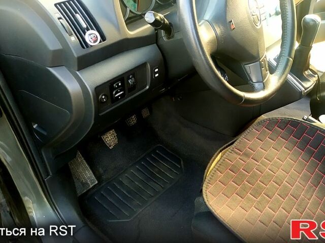 Серый Тойота Королла Версо, объемом двигателя 2.2 л и пробегом 275 тыс. км за 6600 $, фото 6 на Automoto.ua