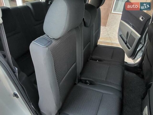 Серый Тойота Королла Версо, объемом двигателя 2.2 л и пробегом 197 тыс. км за 7300 $, фото 42 на Automoto.ua