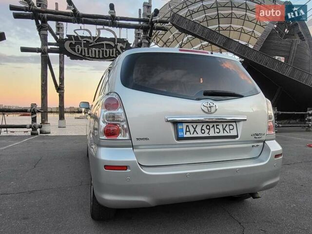 Серый Тойота Королла Версо, объемом двигателя 2.2 л и пробегом 197 тыс. км за 7300 $, фото 6 на Automoto.ua