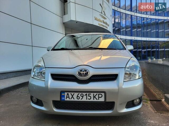 Серый Тойота Королла Версо, объемом двигателя 2.2 л и пробегом 197 тыс. км за 7300 $, фото 90 на Automoto.ua