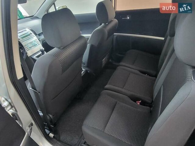 Серый Тойота Королла Версо, объемом двигателя 2.2 л и пробегом 197 тыс. км за 7300 $, фото 46 на Automoto.ua