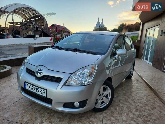 Серый Тойота Королла Версо, объемом двигателя 2.2 л и пробегом 197 тыс. км за 7300 $, фото 60 на Automoto.ua