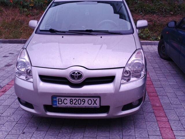 Серый Тойота Королла Версо, объемом двигателя 2.2 л и пробегом 260 тыс. км за 6300 $, фото 3 на Automoto.ua