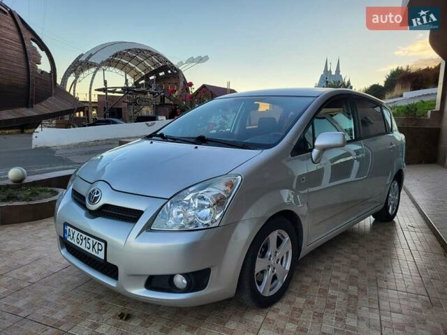 Серый Тойота Королла Версо, объемом двигателя 2.2 л и пробегом 197 тыс. км за 7300 $, фото 79 на Automoto.ua