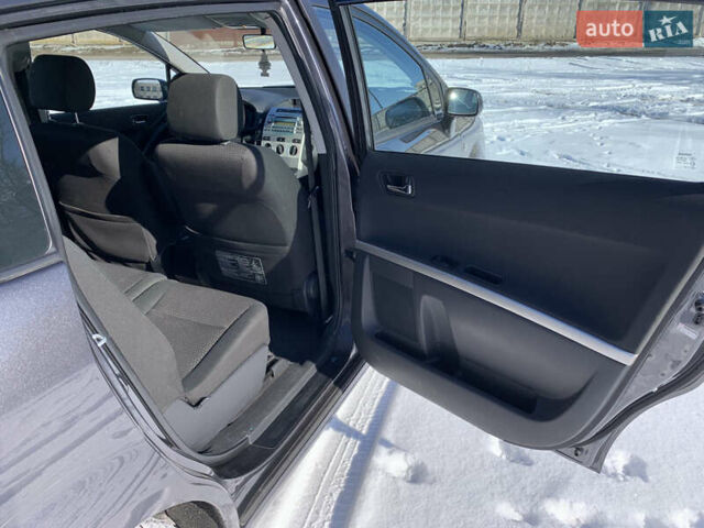 Серый Тойота Королла Версо, объемом двигателя 1.79 л и пробегом 258 тыс. км за 8299 $, фото 9 на Automoto.ua