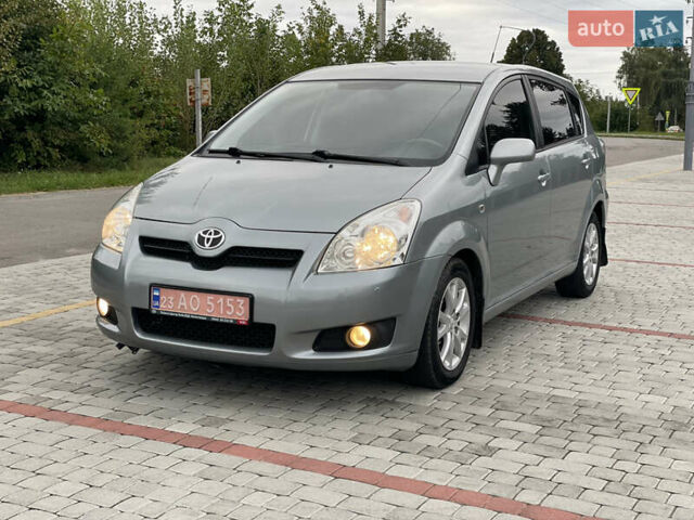 Сірий Тойота Королла Версо, об'ємом двигуна 2.2 л та пробігом 275 тис. км за 7400 $, фото 2 на Automoto.ua