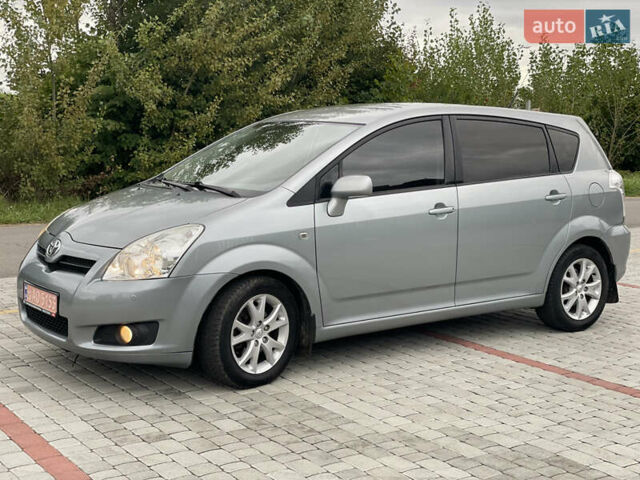 Сірий Тойота Королла Версо, об'ємом двигуна 2.2 л та пробігом 275 тис. км за 7400 $, фото 16 на Automoto.ua