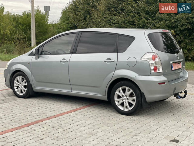 Сірий Тойота Королла Версо, об'ємом двигуна 2.2 л та пробігом 275 тис. км за 7400 $, фото 13 на Automoto.ua