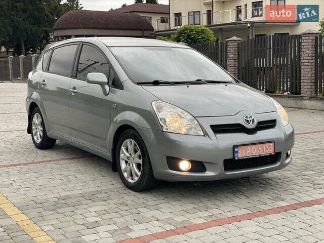 Сірий Тойота Королла Версо, об'ємом двигуна 2.2 л та пробігом 275 тис. км за 7400 $, фото 4 на Automoto.ua