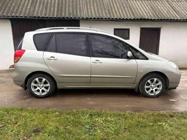 Сірий Тойота Королла Версо, об'ємом двигуна 1.6 л та пробігом 270 тис. км за 4800 $, фото 4 на Automoto.ua