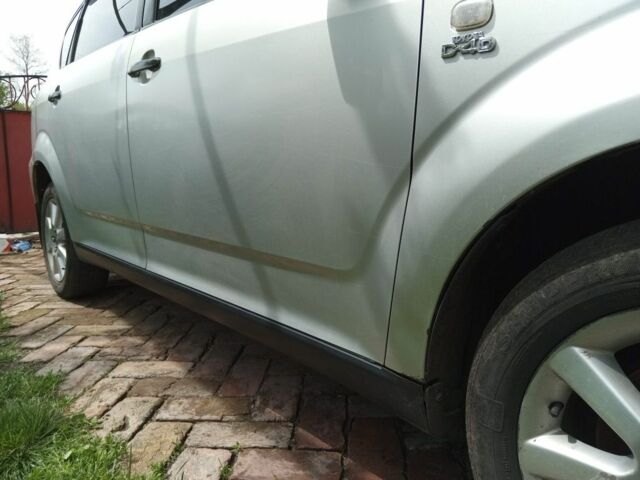 Серый Тойота Королла Версо, объемом двигателя 2 л и пробегом 350 тыс. км за 4500 $, фото 6 на Automoto.ua