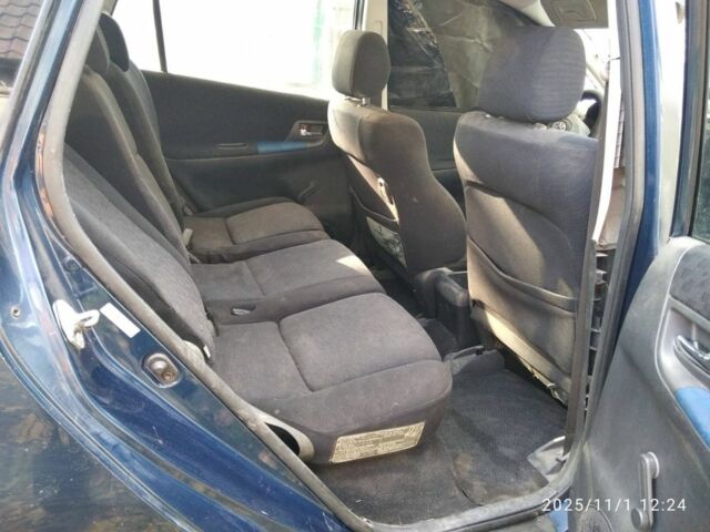 Синий Тойота Королла Версо, объемом двигателя 1.8 л и пробегом 200 тыс. км за 1150 $, фото 3 на Automoto.ua