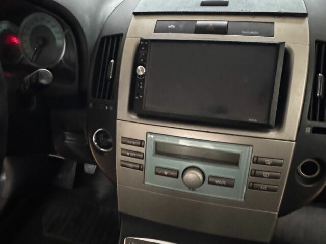 Синий Тойота Королла Версо, объемом двигателя 2.2 л и пробегом 260 тыс. км за 4700 $, фото 5 на Automoto.ua