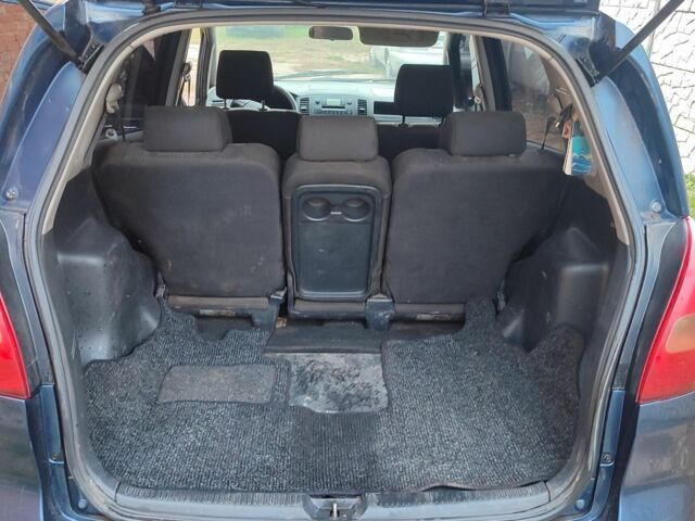 Синій Тойота Королла Версо, об'ємом двигуна 2 л та пробігом 300 тис. км за 1800 $, фото 7 на Automoto.ua