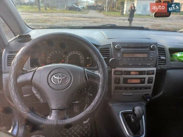 Синій Тойота Королла Версо, об'ємом двигуна 1.8 л та пробігом 240 тис. км за 4300 $, фото 11 на Automoto.ua