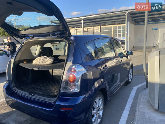 Синий Тойота Королла Версо, объемом двигателя 2 л и пробегом 270 тыс. км за 6100 $, фото 6 на Automoto.ua