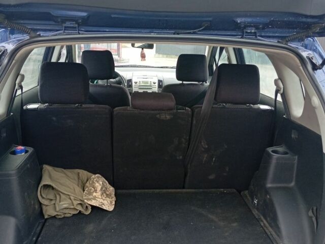 Синий Тойота Королла Версо, объемом двигателя 0 л и пробегом 300 тыс. км за 2400 $, фото 5 на Automoto.ua