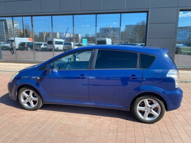 Синий Тойота Королла Версо, объемом двигателя 2.2 л и пробегом 230 тыс. км за 5500 $, фото 8 на Automoto.ua