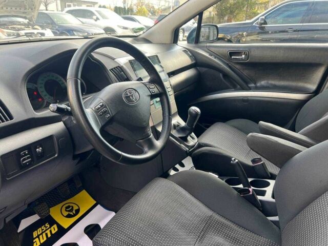 Синий Тойота Королла Версо, объемом двигателя 2.2 л и пробегом 268 тыс. км за 7800 $, фото 10 на Automoto.ua