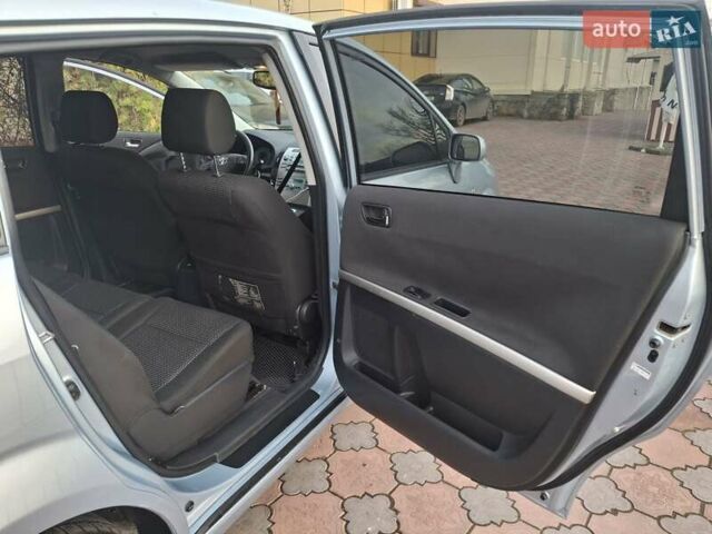 Синий Тойота Королла Версо, объемом двигателя 2.23 л и пробегом 326 тыс. км за 6550 $, фото 19 на Automoto.ua