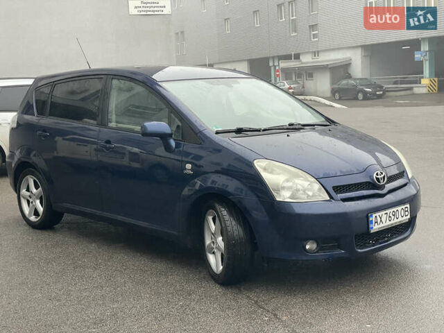 Синий Тойота Королла Версо, объемом двигателя 2.23 л и пробегом 334 тыс. км за 5100 $, фото 1 на Automoto.ua