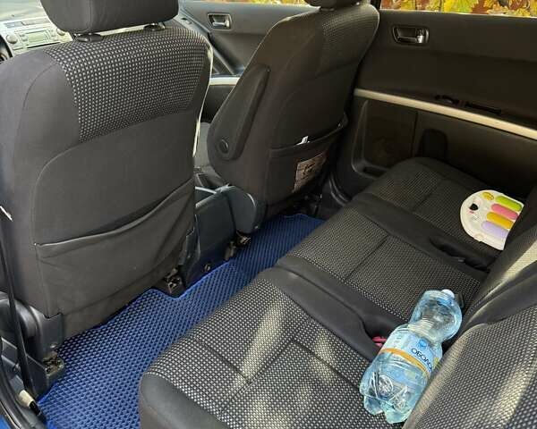 Синий Тойота Королла Версо, объемом двигателя 2.23 л и пробегом 280 тыс. км за 6400 $, фото 4 на Automoto.ua